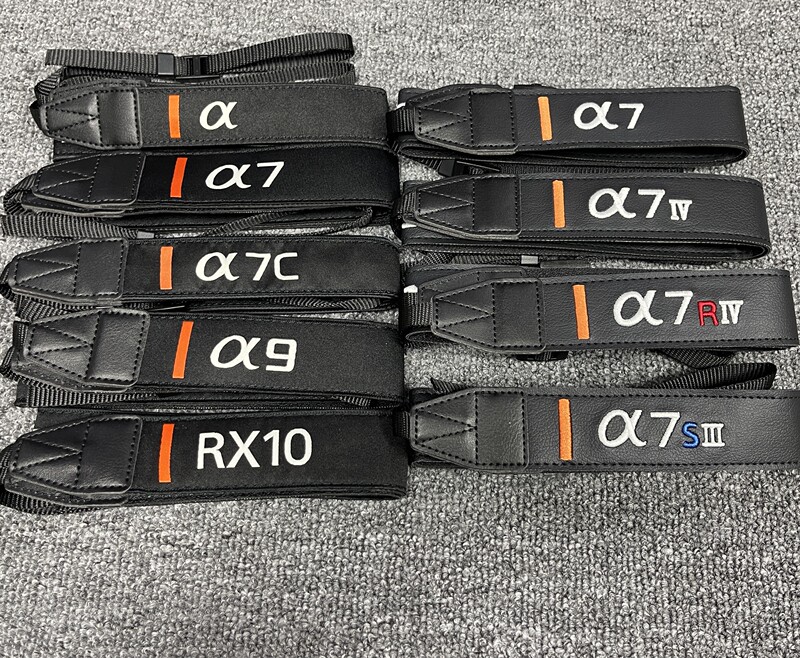 Suitable for Sony A7R4 A7M4 A9 A1 Mirrorless Camera Shoulder Strap A7C A7 A7Sm3 Camera Neck Strap Suitable for Sony A7R4 A7M4 A9 A1 Mirrorless Camera Shoulder Strap A7C A7 A7Sm3 Camera Neck Strap