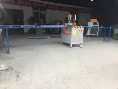 90 degree aluminum cutting machine Metal cutting machine Aluminum extrusion material cutting machine Profile cabinet doors and windows high-precision cutting