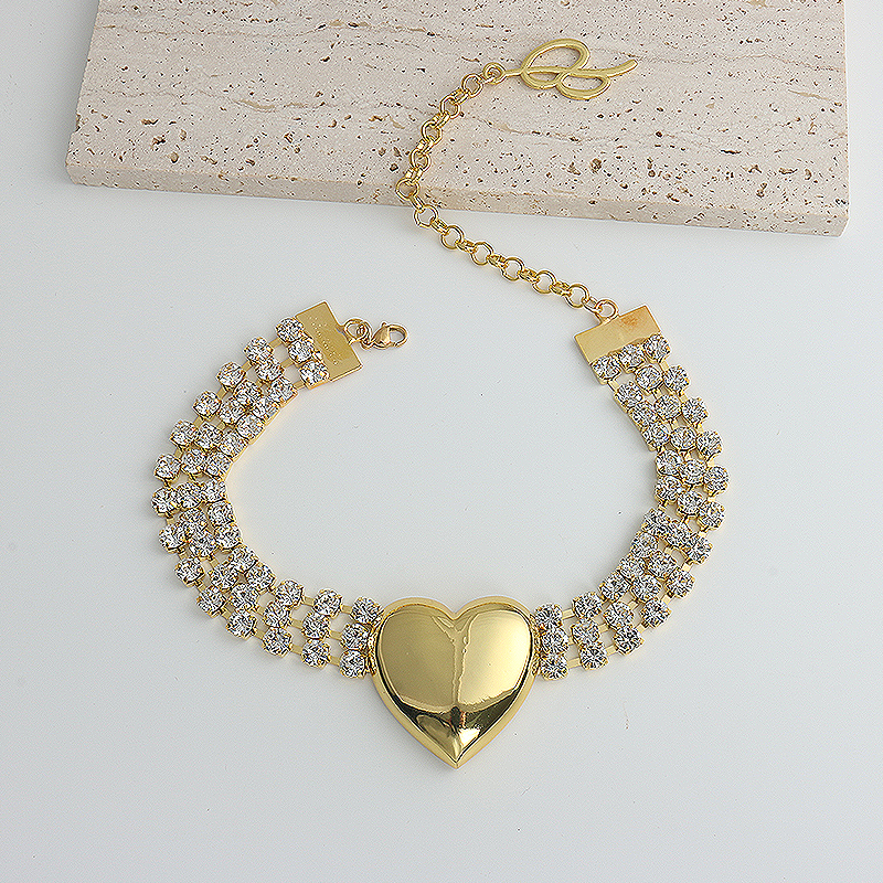 Exagerado Ropa De Calle Forma De Corazón Diamantes De Imitación Circón Aleación De Zinc Gargantilla Venta Al Por Mayor display picture 8