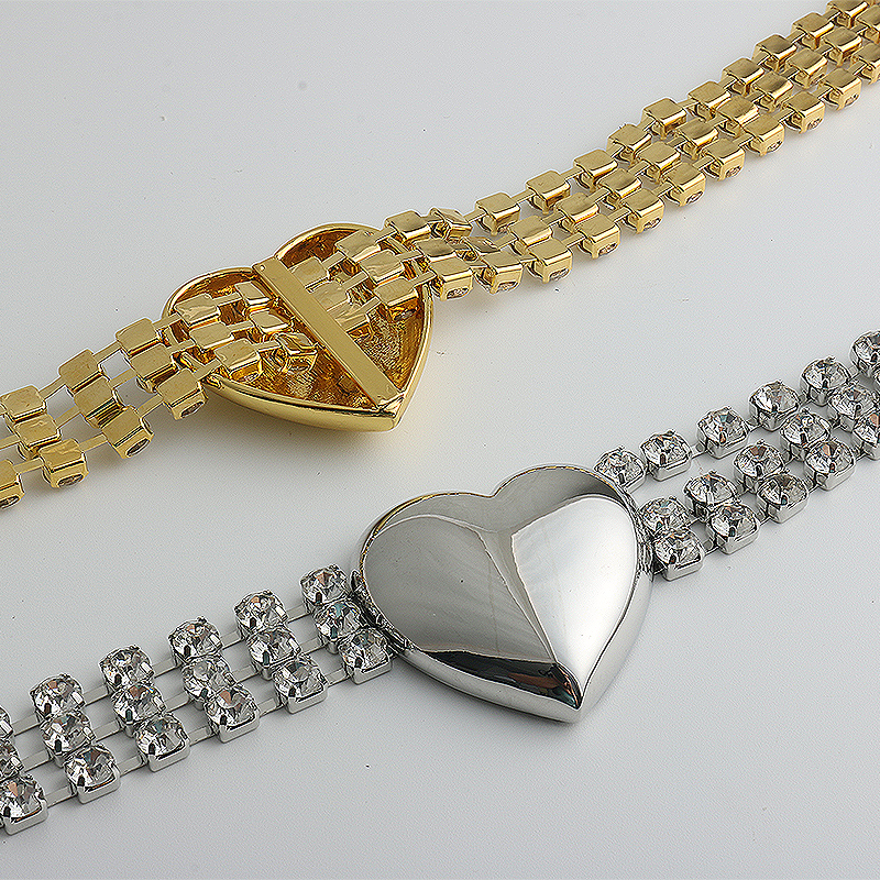Exagerado Ropa De Calle Forma De Corazón Diamantes De Imitación Circón Aleación De Zinc Gargantilla Venta Al Por Mayor display picture 10