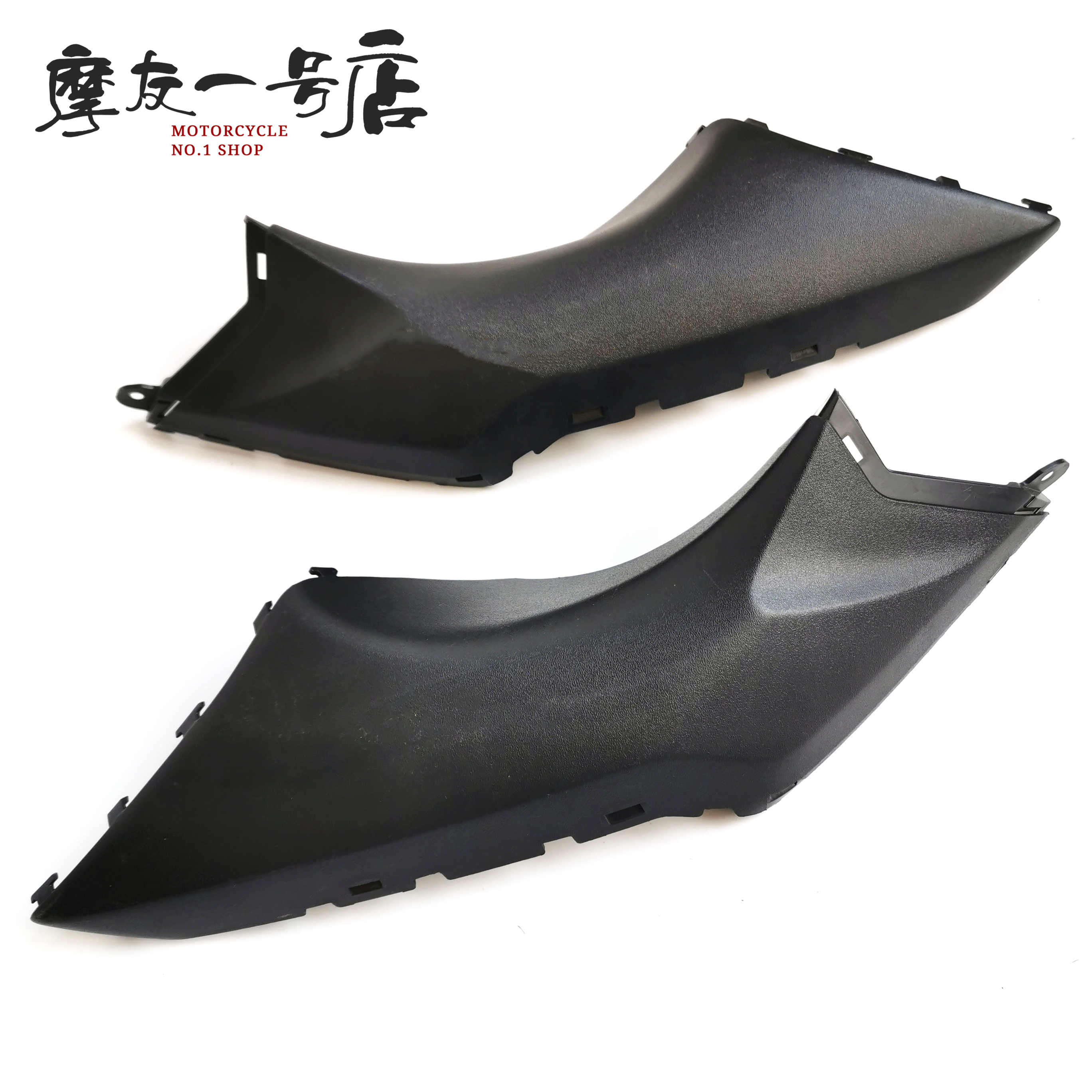 Applicable GW250F locomotive diversion hood side decorative plate GW250F diversion hood left and right decorative plate head hood decoration