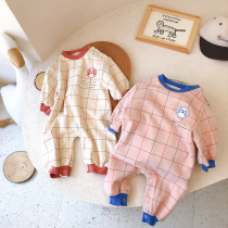 Newborn baby clothes 2020 autumn Korean version of pure cotton plaid one-piece long-sleeved romper climbing clothes net red ins wind