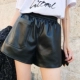 [Hoa hậu SASA] Phụ nữ mùa thu tùy chỉnh 2018 mới sang trọng màu hoang dã eo cao cạp cao quần short da PU quần thể thao cho nữ