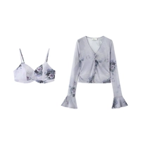 Фиолетовый (включая подтяжки) в наличии.