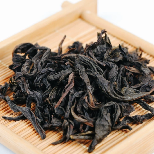 食味的初相 Wuyi Rock Tea Plum занимает весь процесс обжарки углерода.