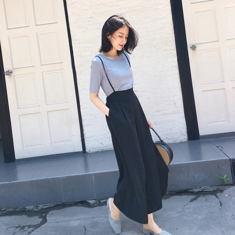 Light-cooked windward sister name Yuanyonnet red with two sets of damp and small sub-foreign-style cuddling bag wide leg pants suit summer