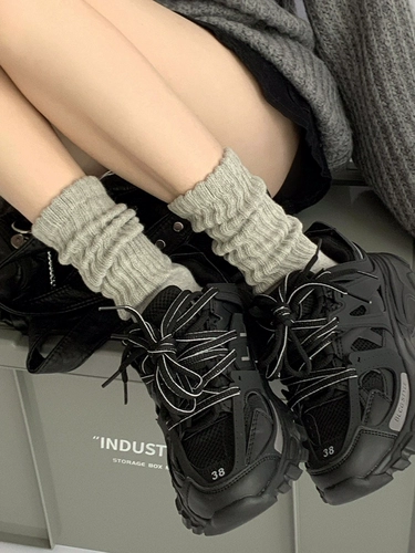 Ник носки с твердым цветом ленивое ветряное полотенце.