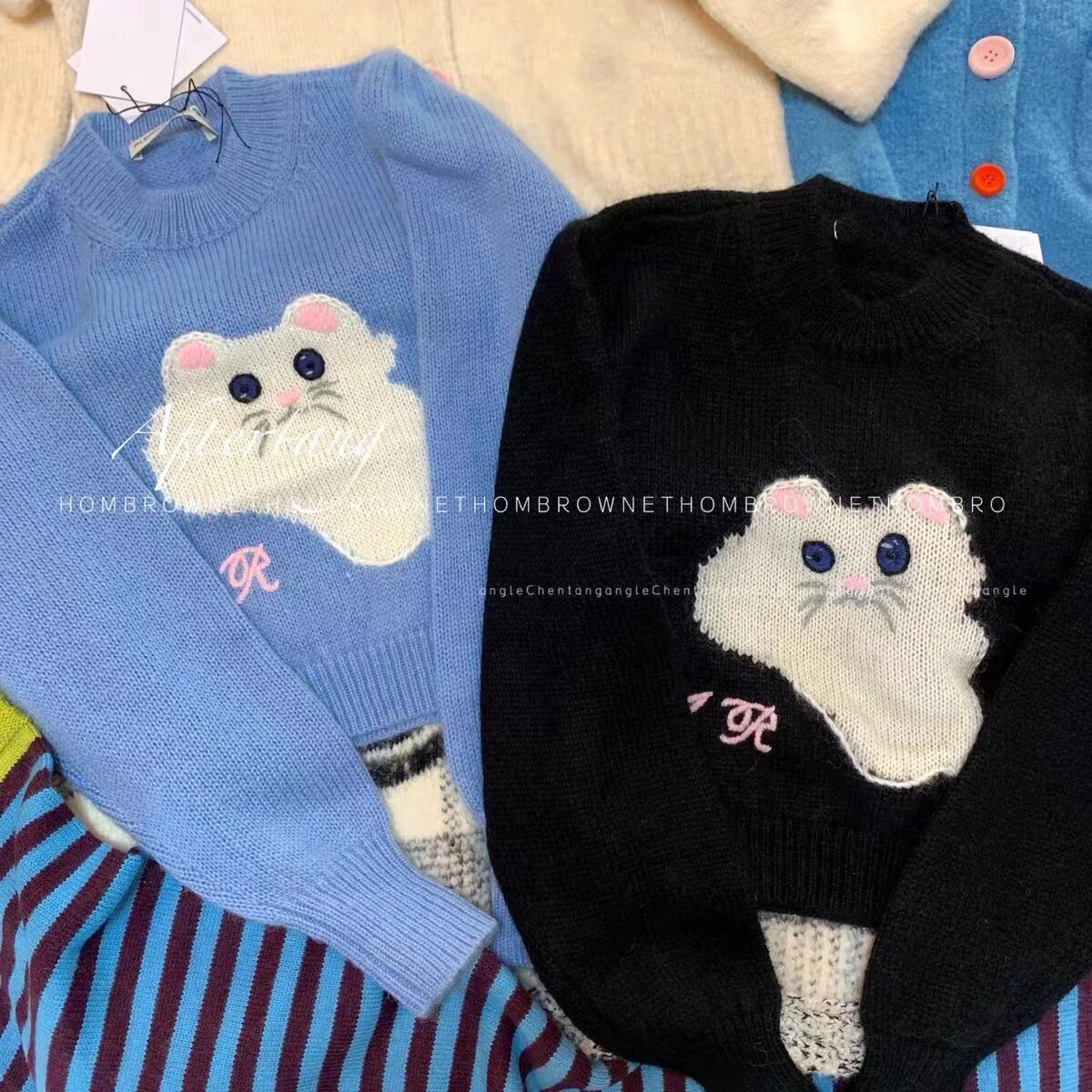 TANG Alessandra Rich Zhang Ruantong with the same card Love kitty pattern Inlaid Flower Knitted Wool Sweater