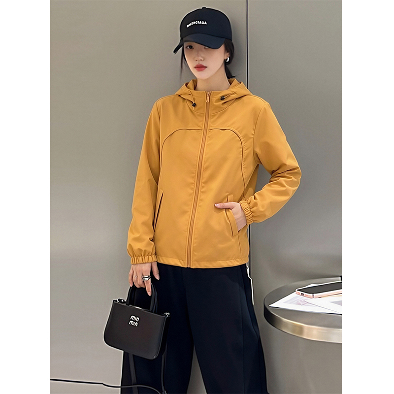 Softshell Outdoor Hooded Jacket 2026 New Autumn Thin Style Korean Popular Trendy Jacket for Women