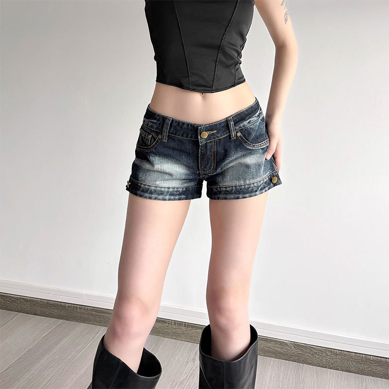 Hot Girl Style Washed White Denim Shorts with Side Zipper, Ultra-Short, Low-Waisted, Sexy, Bodycon, A-Line Hot Pants for Women in Summer