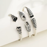 Серебряный браслет, бирюзовая инкрустация камня из воскового агата из натурального камня, серебро 925 пробы