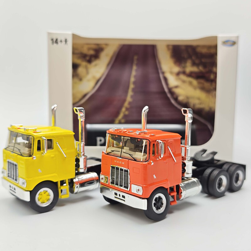 Mack 1/64 F700 Semi-Trailer Tractor Truck Alloy Car Model Collection Gift Ornament Die-Cast Mack 1/64 F700 Semi-Trailer Tractor Truck Alloy Car Model Collection Gift Ornament Die-Cast