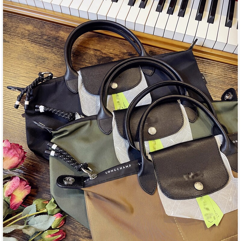 【Moxuan Premium】Must-Have Two-Tone Ultra-Light Handbag, Durable and Sturdy Single-Shoulder Crossbody Business Casual Bag
