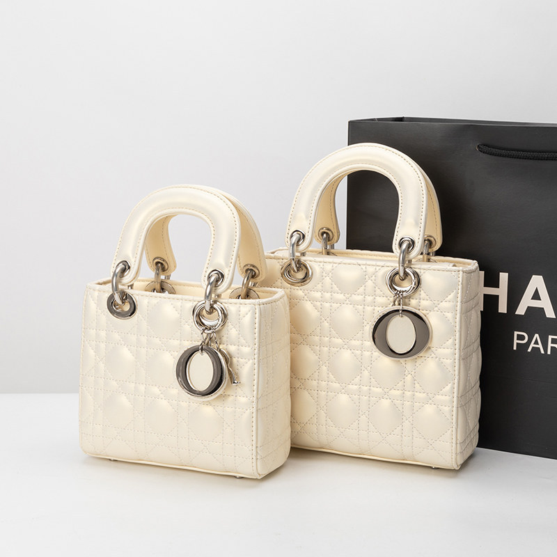 Chanel-Style Genuine Leather Women's Handbag 2026 High-End Niche Handbag Lady Dior Bag Valentine's Day Gift for Girls Birthday Present