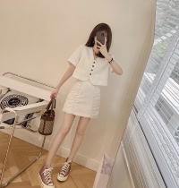 Rabbit vip shop 2021 summer new product temperament high waist slim wrinkle skirt casual short sleeve small suit women