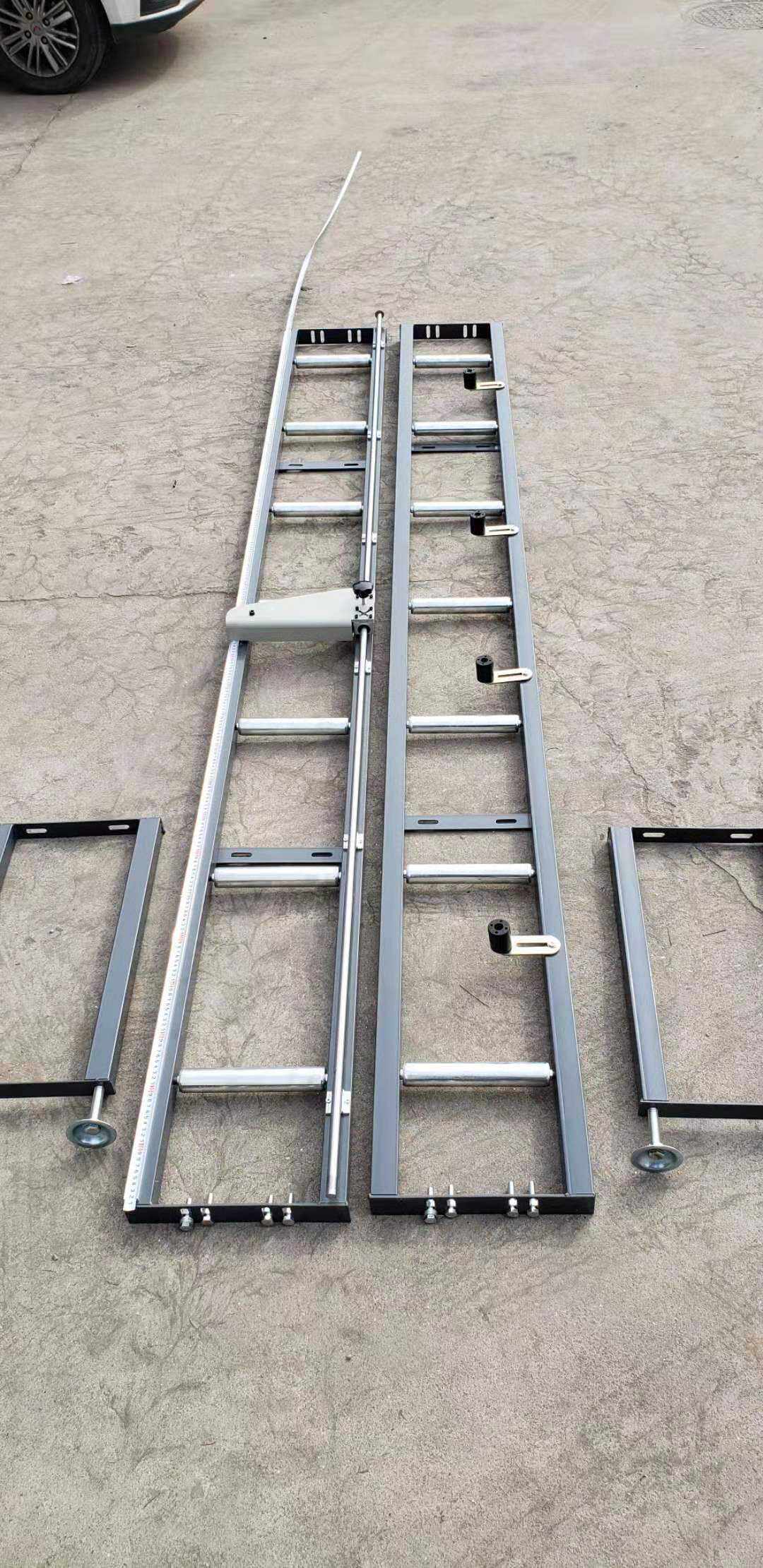 Aluminum alloy cutting machine positioning unloading frame aluminum boundary machine feeding positioning frame 45 degrees aluminum cutting machine supporting positioning frame