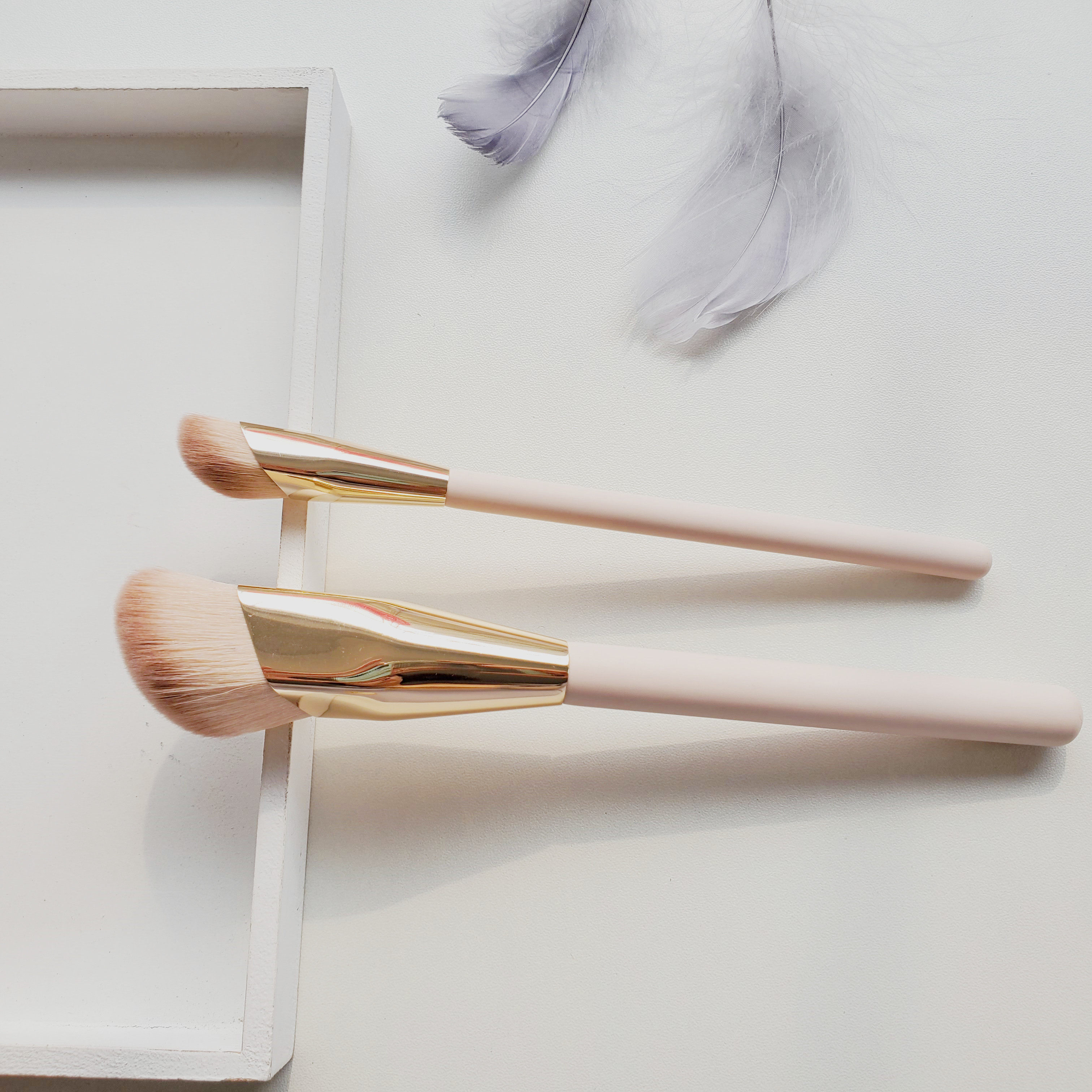 Canton Shipping God finger Flawless Brush Rhomboid Powder Bottom Brushed Pimple Black Eye Ring Soft Unzal Face Makeup Brush