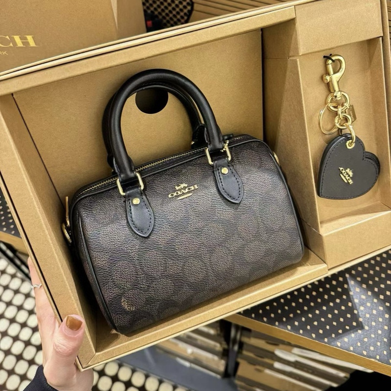 Koala Us Purchasing Agent for Coach/Coach Outlet New Mini Boston Handbag Single Shoulder Crossbody Women's Bag Koala Us Purchasing Agent for Coach/Coach Outlet New Mini Boston Handbag Single Shoulder Crossbody Women's Bag