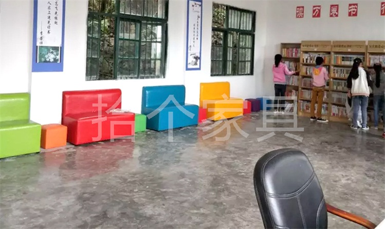 Early Learning Stores đi lại ghế sofa da cha mẹ Đường phòng chờ Mẫu giáo khu vực chờ với ghế phân tóc Gaza - Ghế sô pha ghế sofa giường gỗ