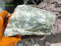 No 1813018 Jade raw material Bare stone Natural rough Qinghai Kunlun Jade Mountain material Qingyu 2 kg
