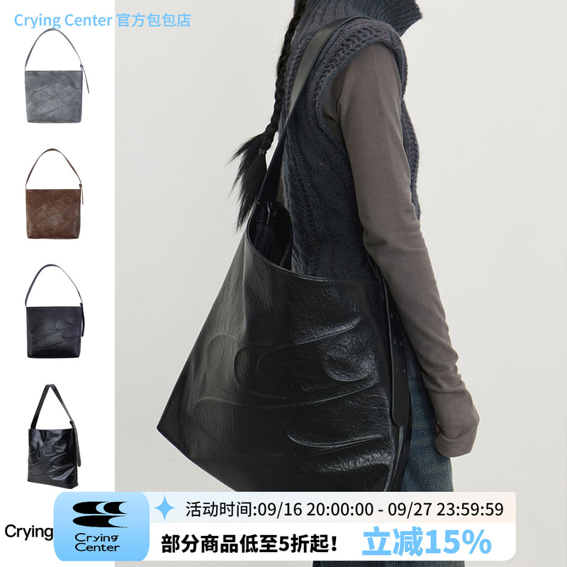Cryingcenter Black Oil Wax Large Capacity Single Shoulder Crossbody Leather Bag Adjustable Tote Bag Crying Center Cryingcenter Black Oil Wax Large Capacity Single Shoulder Crossbody Leather Bag Adjustable Tote Bag Crying Center