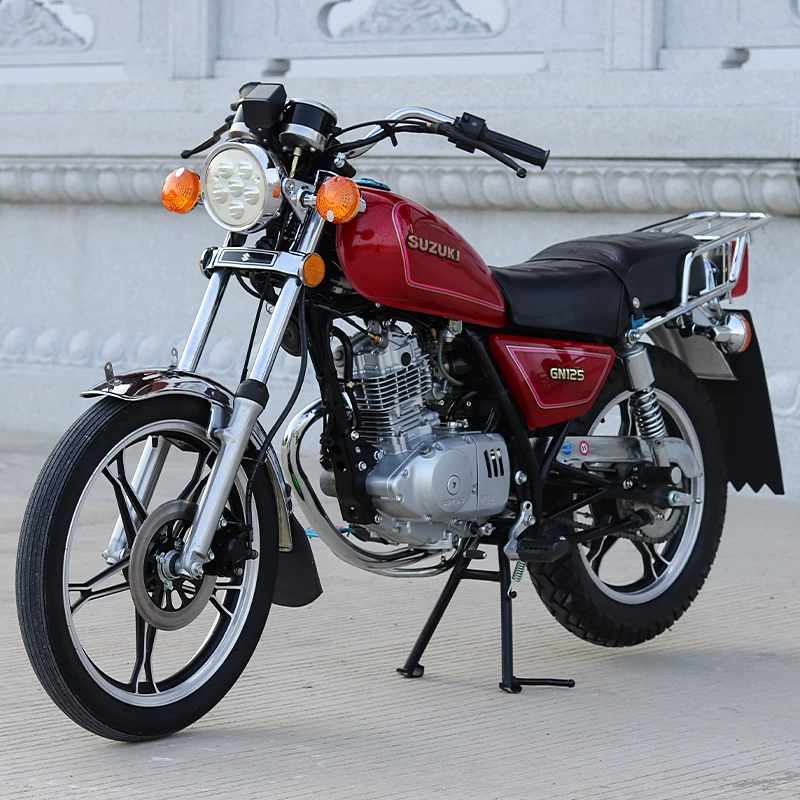 Мотоцикл Suzuki Prince 125 см³ — б/у оригинал, полный комплект, внедорожный, сидение верхом, красный/чёрный