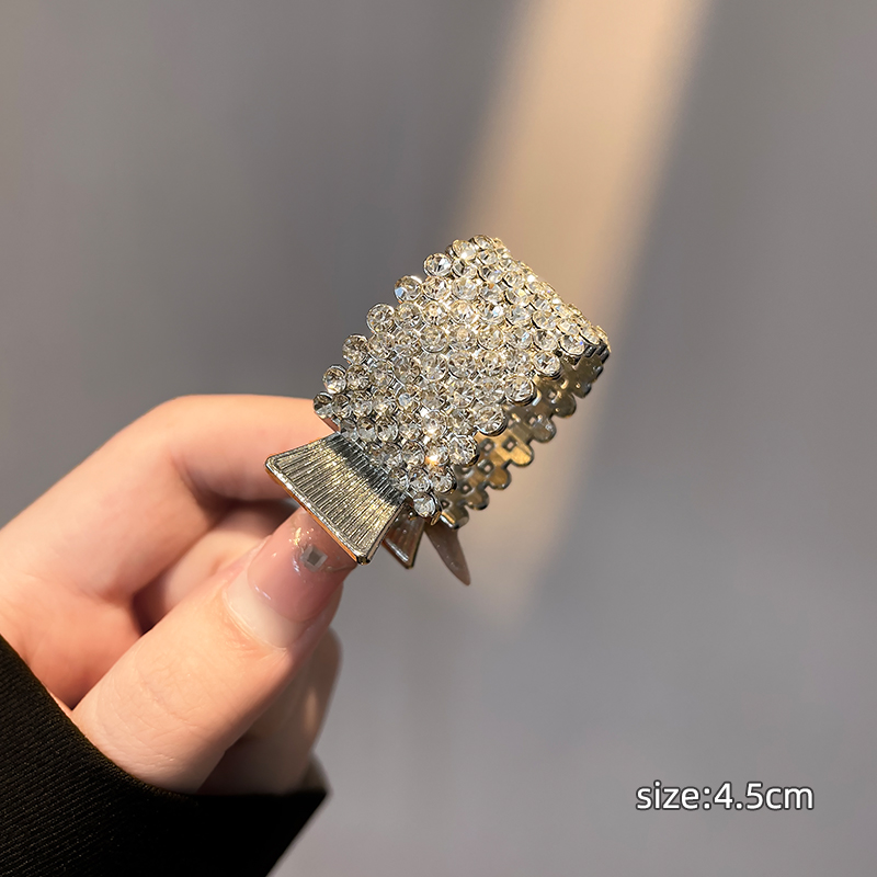 images 2:Metal scratching high ponytail claws fixing the goddess hair clip female summer shark clamp headdress hairpin clip top clip