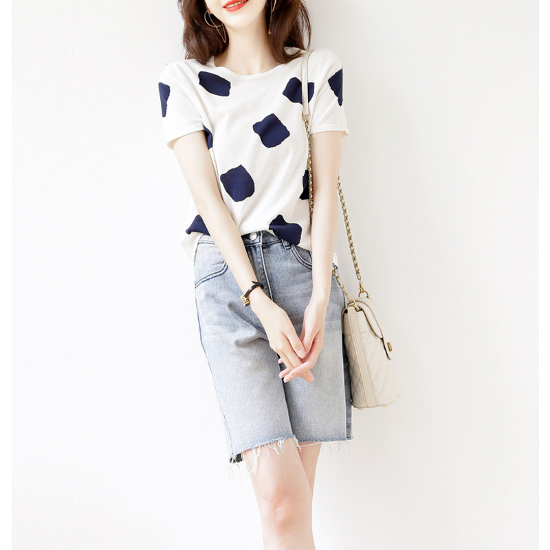 2021 new European station early autumn short-sleeved white t-shirt women's ice silk fashion temperament top women's spring