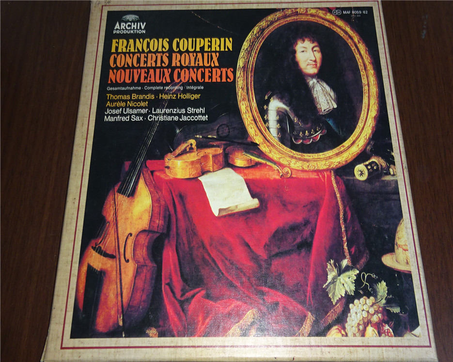 Cupland Concerts Royaux Nouvefaux Concerts 4LP R version of Black Rubber 144