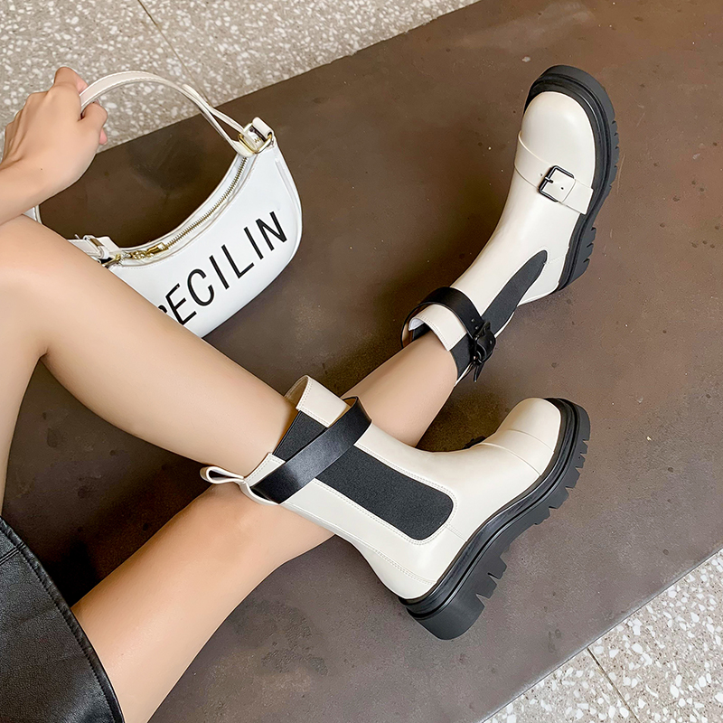 2021 New Martin Boots Woman Genuine Leather Coarse Heel Ring Buttoned Tobacco Cylinder Boots In the Inn Wind Single Boot Short Boots Tide