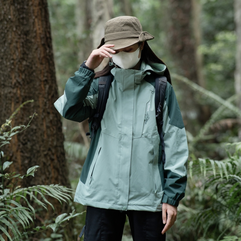 2023 new submachine clothes men and women outdoor three-in-one jacket plus suede windproof small subtidal climbing mountain climbing suit-Taobao