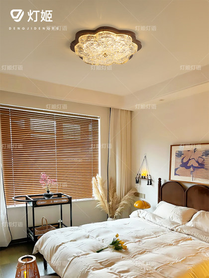 French Mid-Century Style Gold Foil Resin Bedroom Ceiling Lamp American Retro High-End Flower Master Bedroom Ceiling Lamp