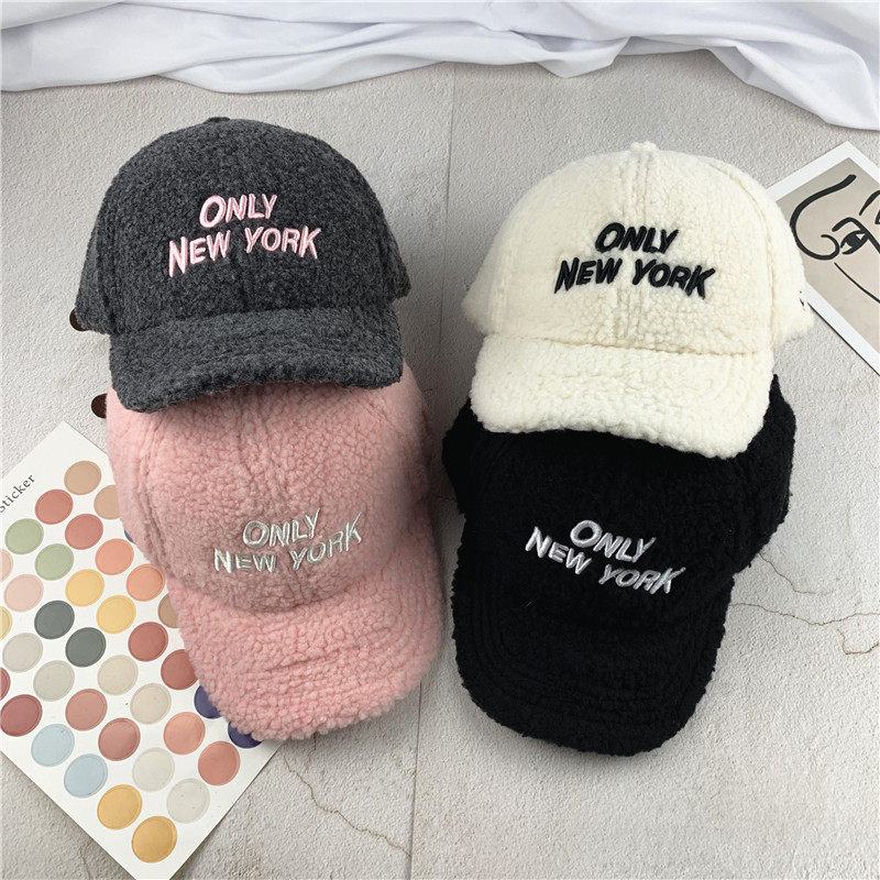 Children's hats Ins Korean lamb velvet baseball cap men and women treasure 100 hitch NEWYORK autumn winter warm duck tongue cap