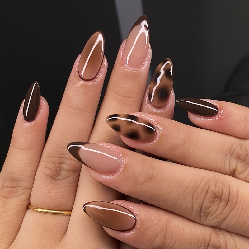 European and American Style Personalized Fashion Brown and Beige Gradient Leopard Print Almond-Shaped Medium-Length Press-On Nails