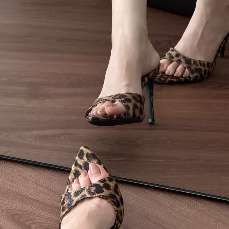 Leopard Print High Heels, Feminine Pointed Toe, Fish Mouth, Stiletto Heel, Backless Sandals, European and American Style, Backless High Heel Slippers for Outdoor Wear