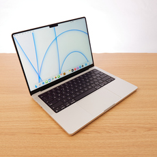 Сервер apple/品牌折扣商场撒柜苹果超薄笔记本电脑i7macbook air pro m1 Apple/i7MacBook