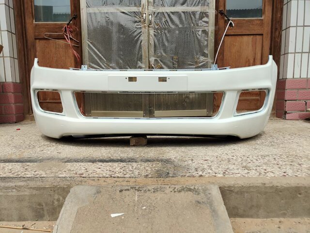 Suitable for Jmc Qilin T7/7Plus/T5/T100 Front Bumper Higer Front Bumper T7 Front Bumper Painted Surround