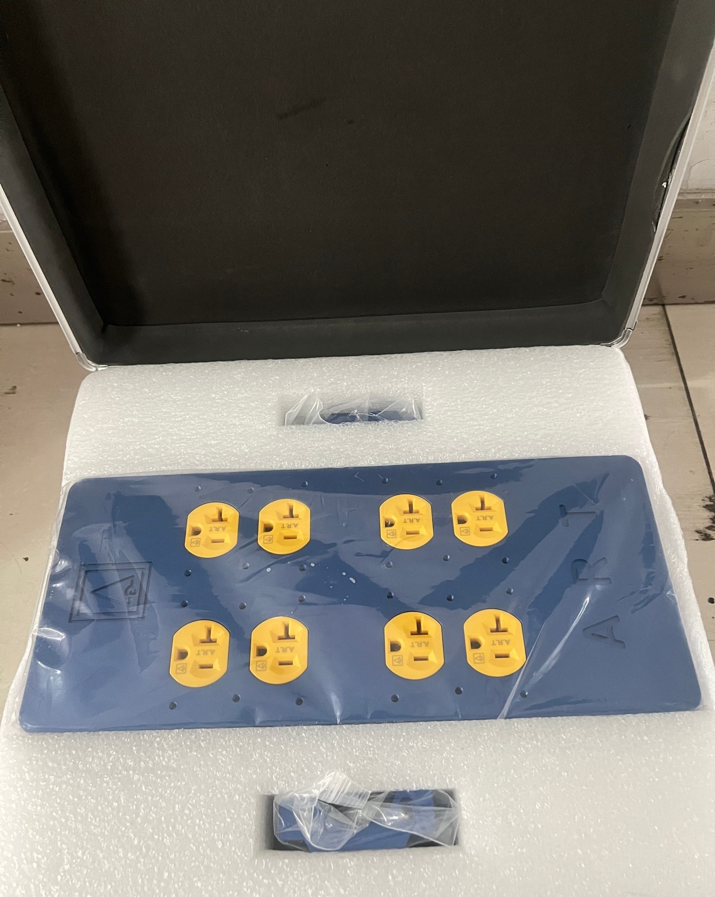 Newly imported Italian 2023 ART Power Distributor socket 8-bit American standard