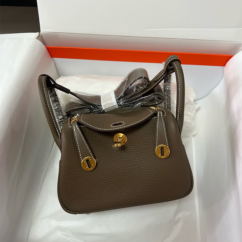 Hand-Sewn with Waxed Thread Lindy Mini Imported Tc Leather Lidy Mini26 Lindy Bag Lychee Bay Doctor Bag