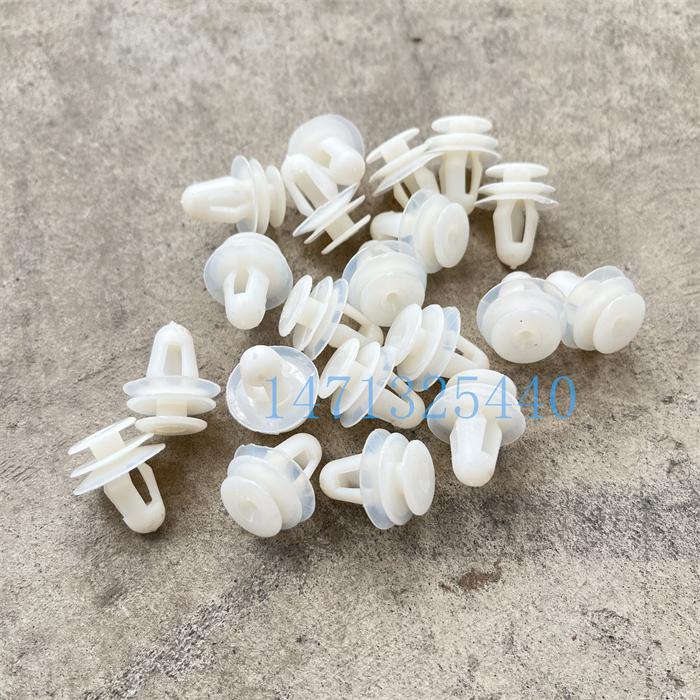 Interior plate card for Futian Daimler Oman EST door plastic card GTL decorative board fixed card