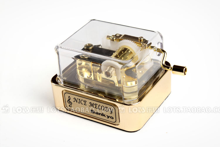 Sankyo phong trào cổ điển tay music box mini mạ vàng bạc music box sinh nhật sáng tạo món quà Ngày Valentine