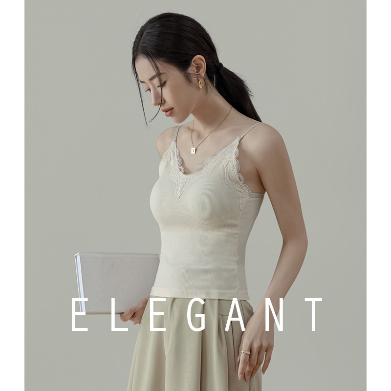 Lace Camisole for Women, White with Chest Pads, V-Neck, 2026 New Style, Suitable for Wearing under a Suit, Knitted French-Style Top