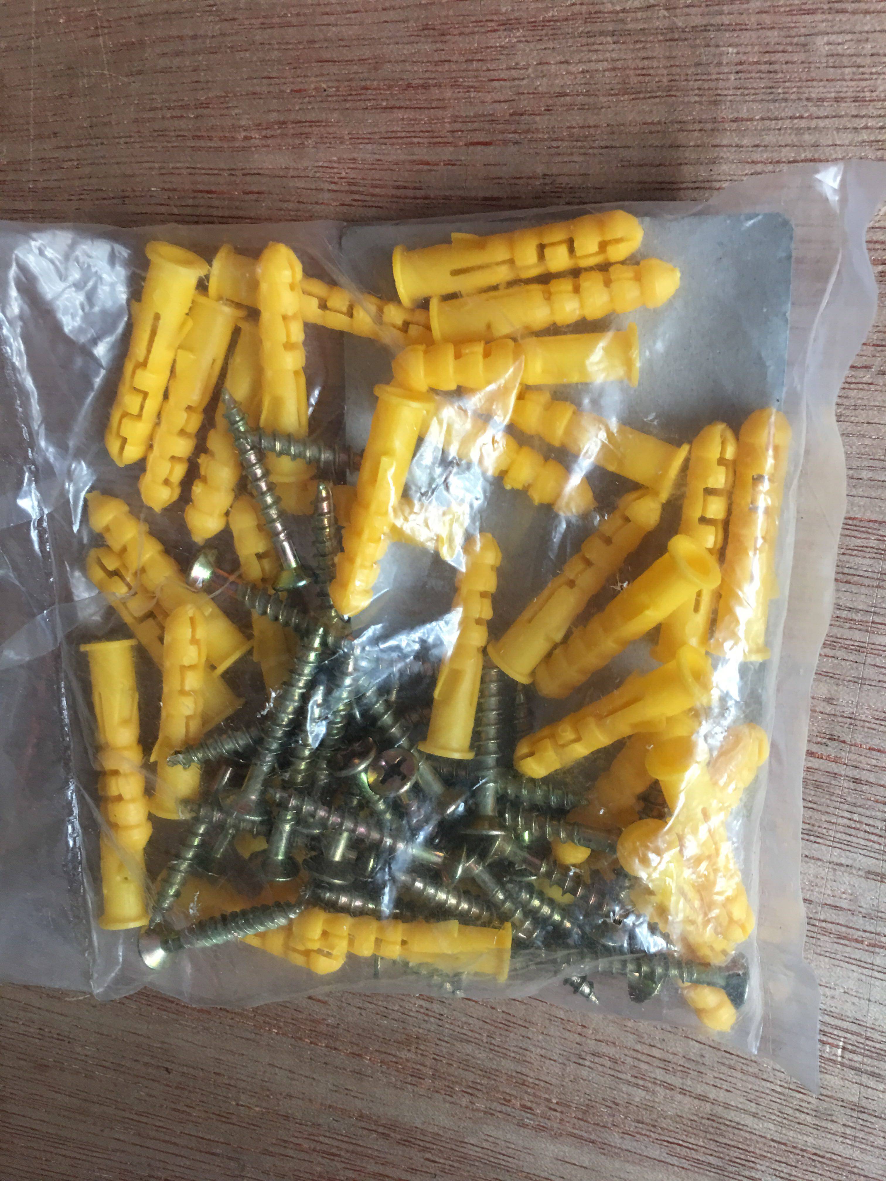 Plastic expansion pipe Home Inflated screw bagged small yellow fish 6 x 30 8 × 40 -Taobao