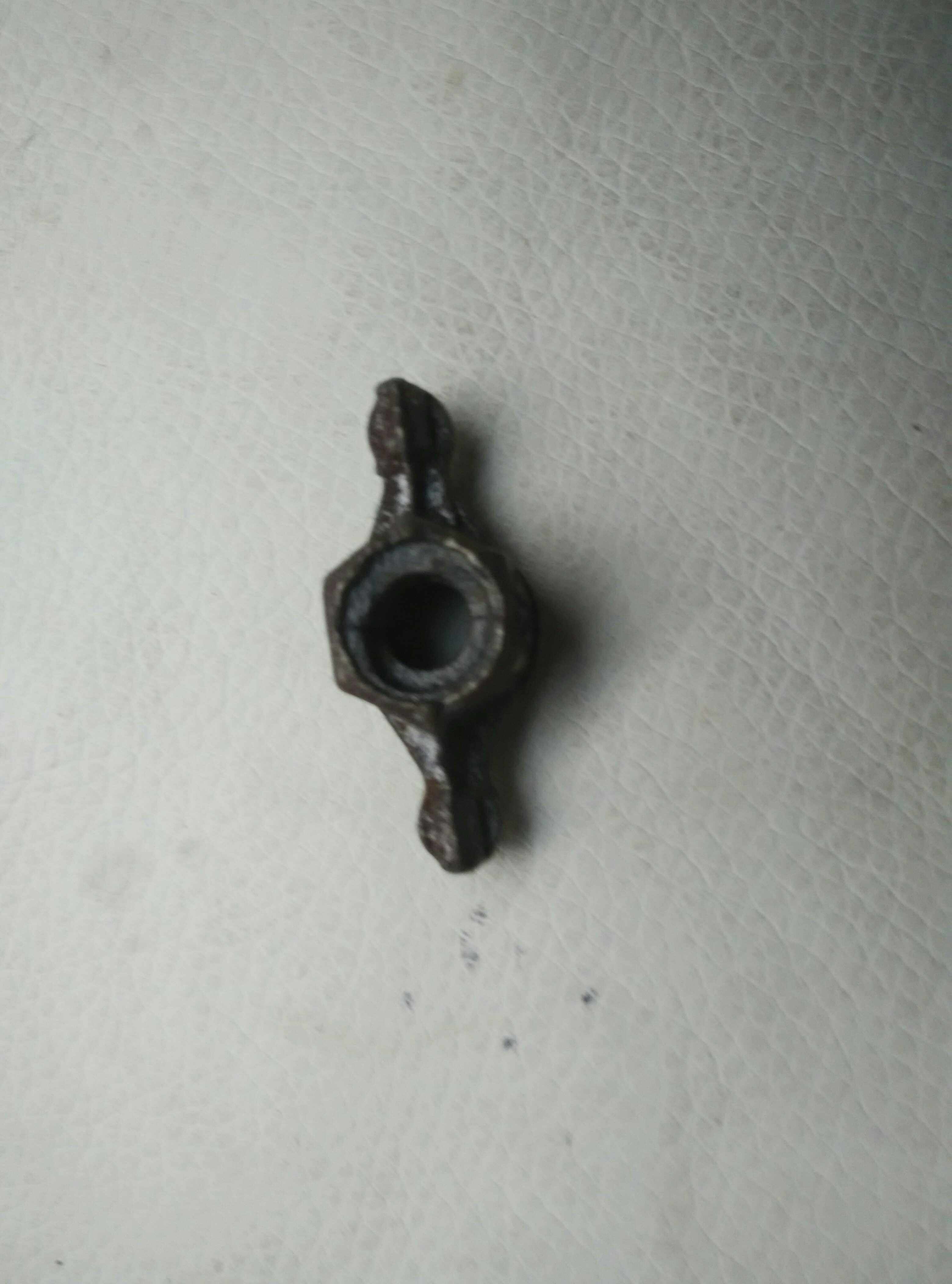 Wall screw nut 12mm thick wall screw contact before shooting