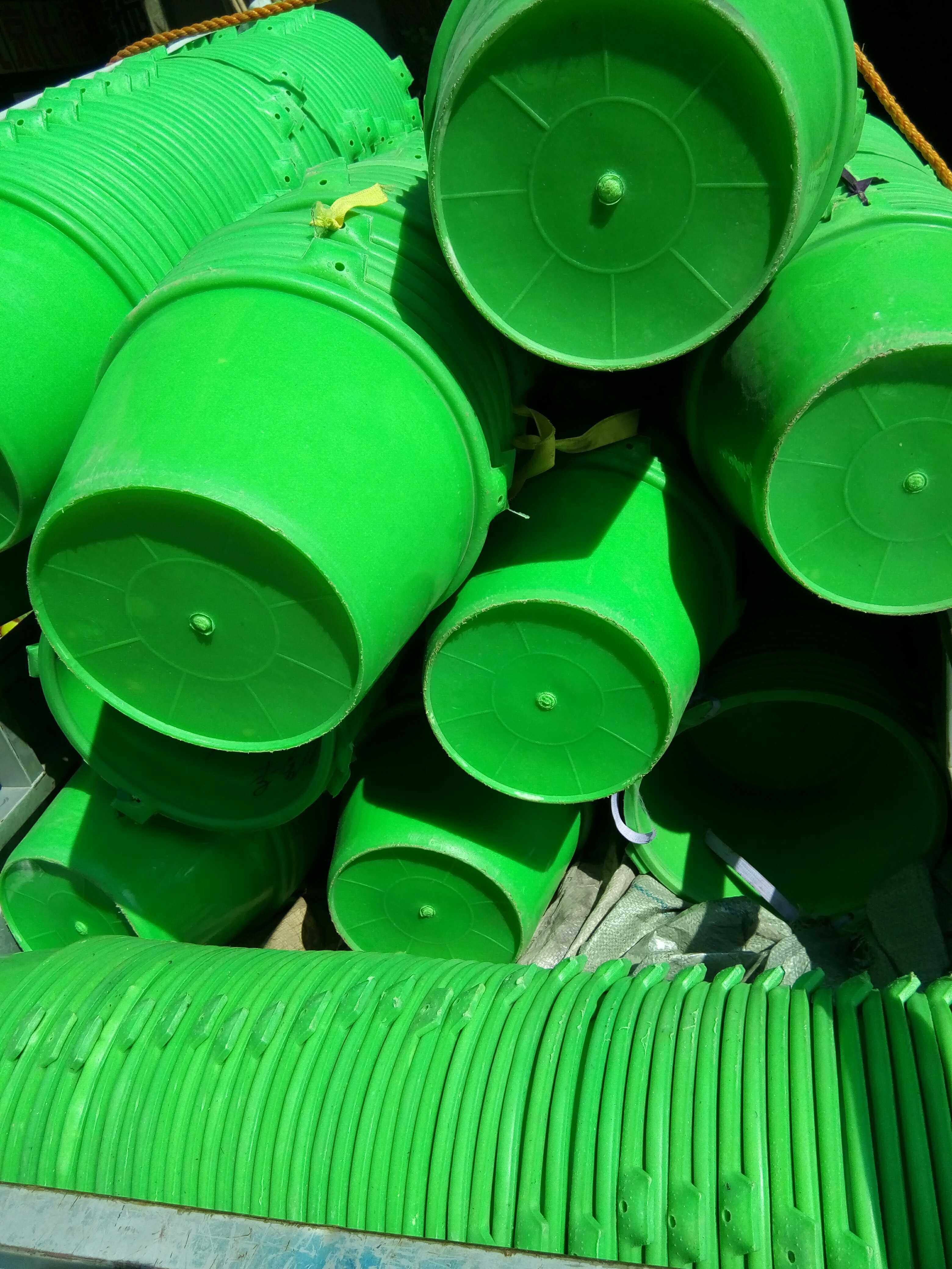 Construction work grey barrel falling ash barrel resistant to cold ash barrel mortar barrel mud barrel