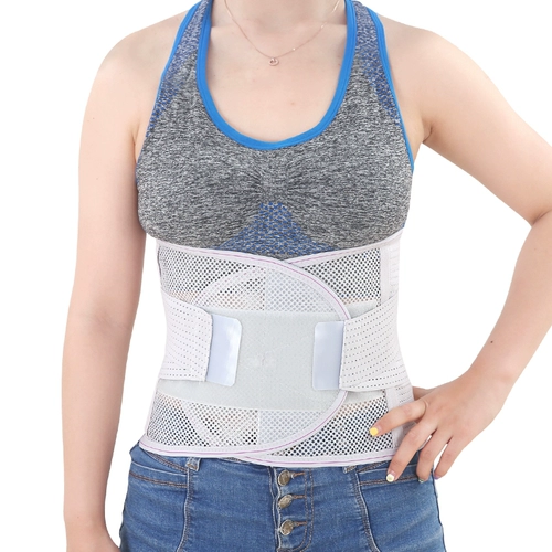 Ремень ремня поясничный диск, выступающий по поясничным мышцам.