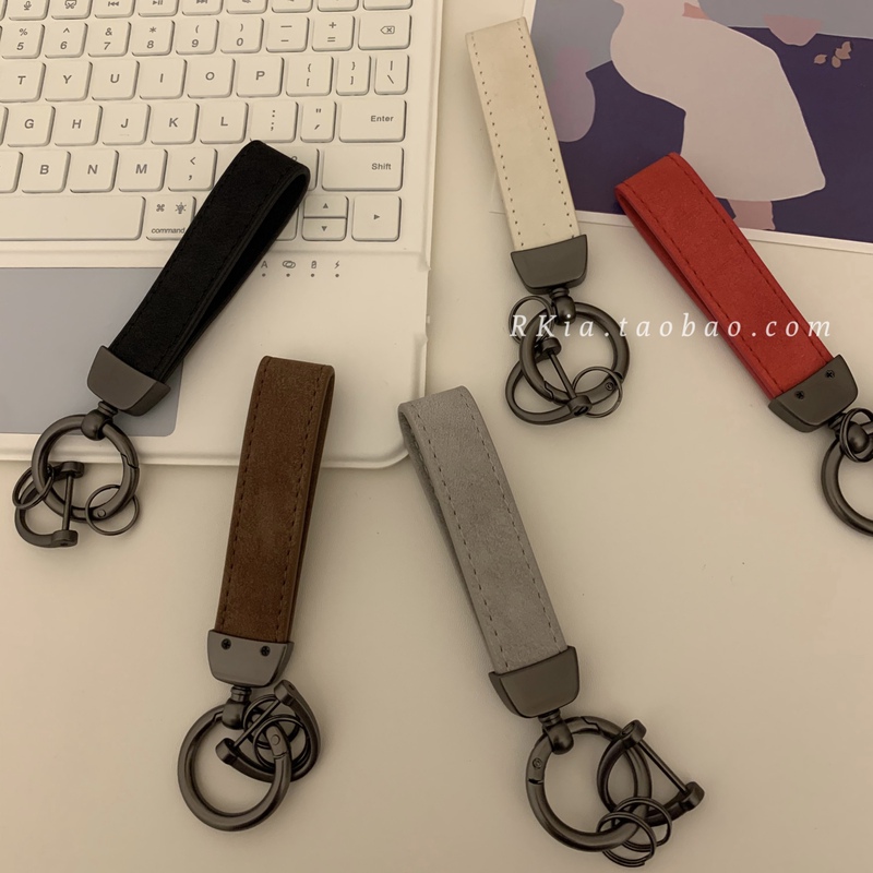 Rkia New Upgrade ~ Sheepskin Leather Car Keychain Couple Style Exquisite High-End Key Ring Universal for Mercedes-Benz and Bmw