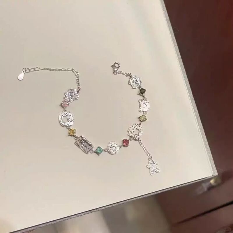 Cartoon Colored Diamond Gingerbread Man Bear Bracelet, Exquisite and Versatile Bracelet Accessory, Popular High-Value Jewelry, Simple Style Cartoon Colored Diamond Gingerbread Man Bear Bracelet, Exquisite and Versatile Bracelet Accessory, Popular High-Value Jewelry, Simple Style