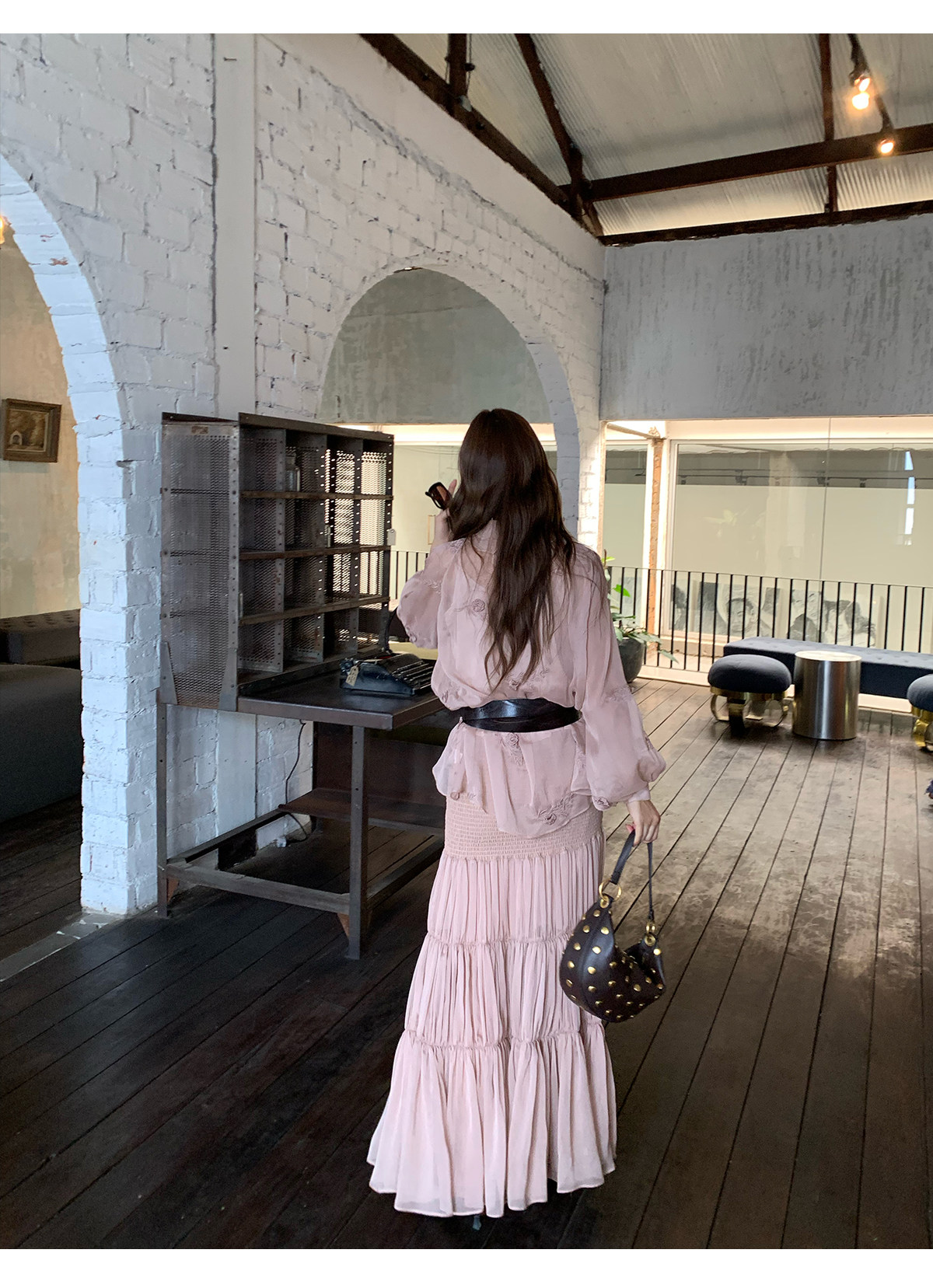 马儿MAR Рубашка с объемной вышивкой длинный рукав с приталенной плиссированной длинной юбкой элегантный костюм для женщин