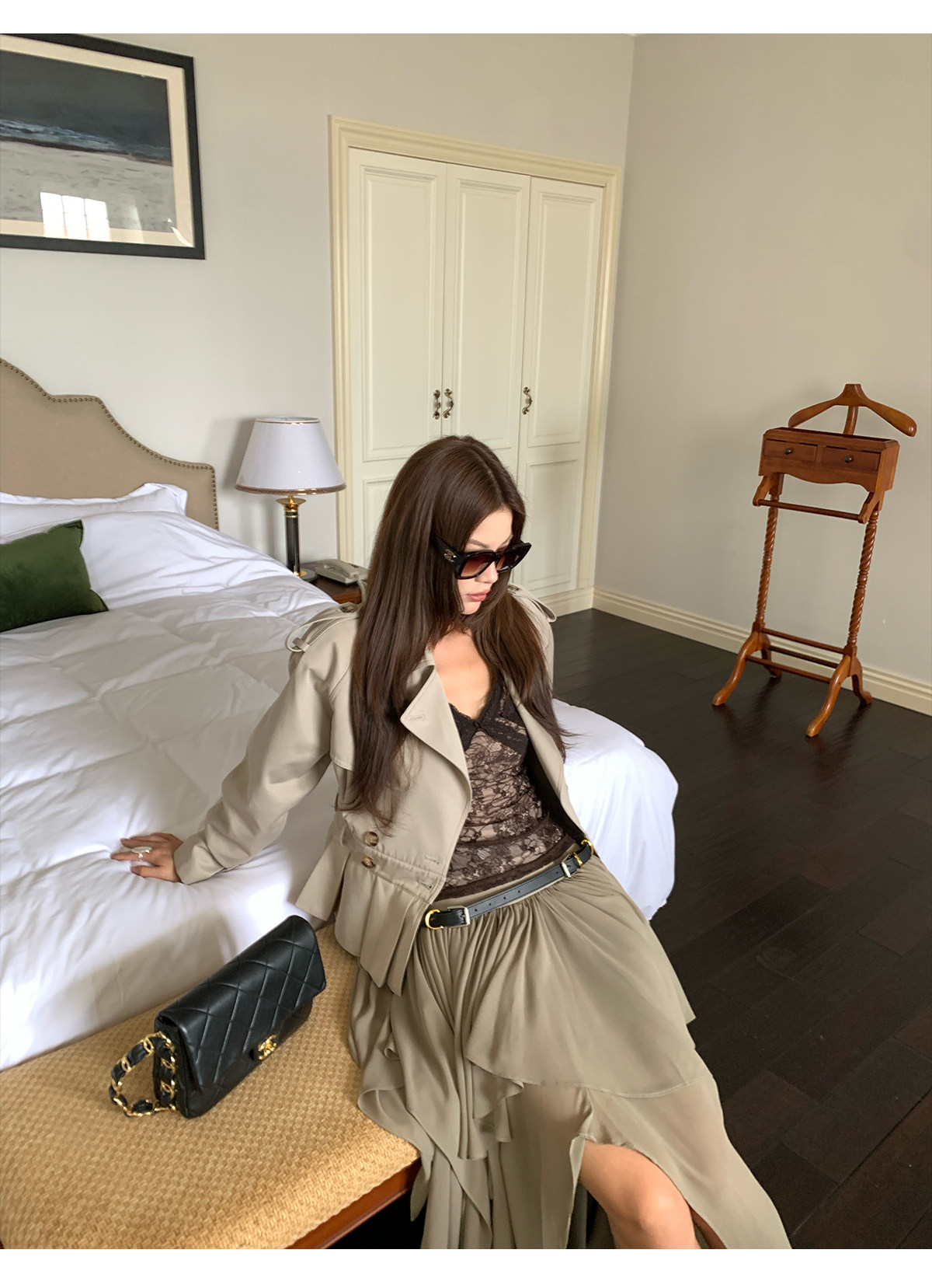 马儿MAR Французский кружевной топ на бретелях с V-образным вырезом для женщин